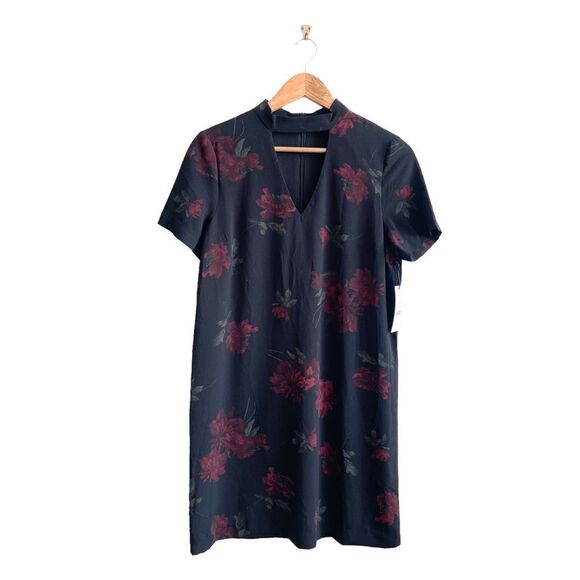 Black Tape_ Dress Burgundy Floral Short Sleeved V-Neck Sheath Back Zip Women's M - Picture 1 of 9